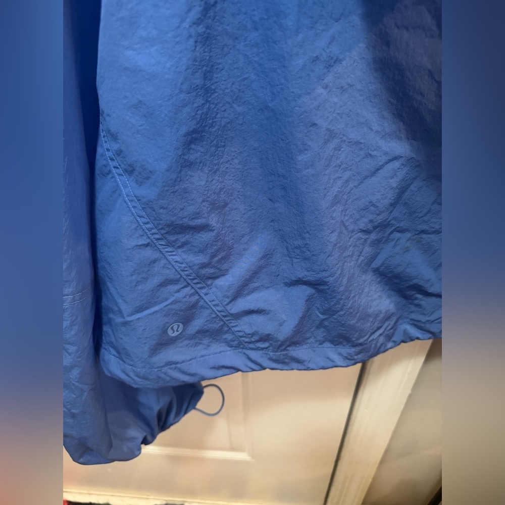 Lululemon blue cropped Anorak jacket - Picture 5 of 5